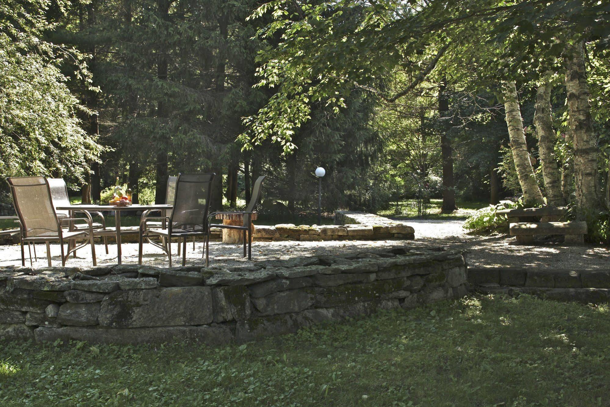 The Cottage Stockbridge Exterior photo